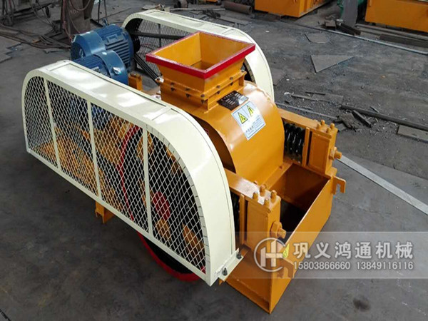 双齿辊破碎机发往内蒙古乌兰察布